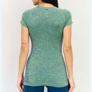 Lululemon Swiftly Tech Green Short Sleeve Women's Athletic Top
